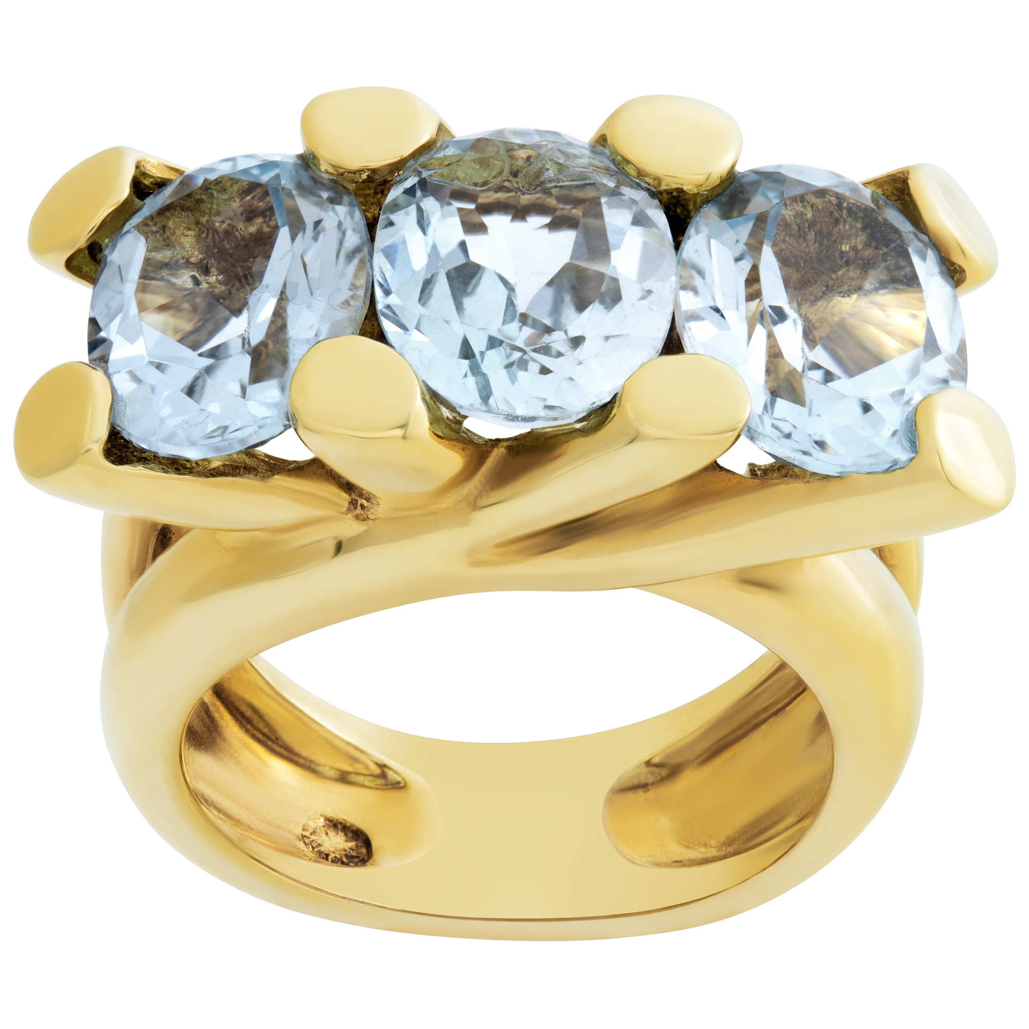 Blue topaz ring in 18k gold