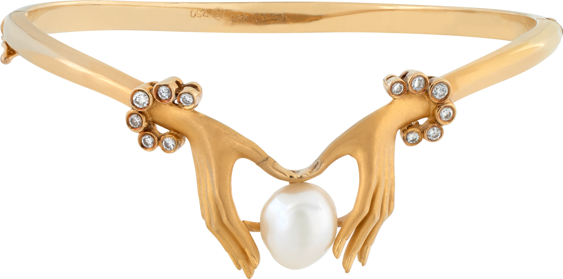 Carrera y Carrera "Las Manos" collection pearl and diamond bracelet.