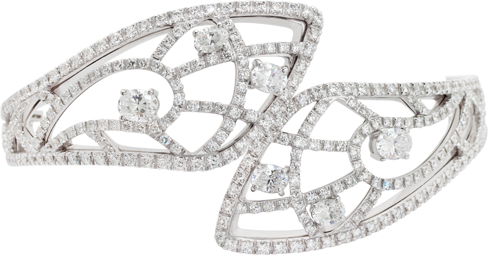 Damiani diamond bangle in 18k white gold S520686