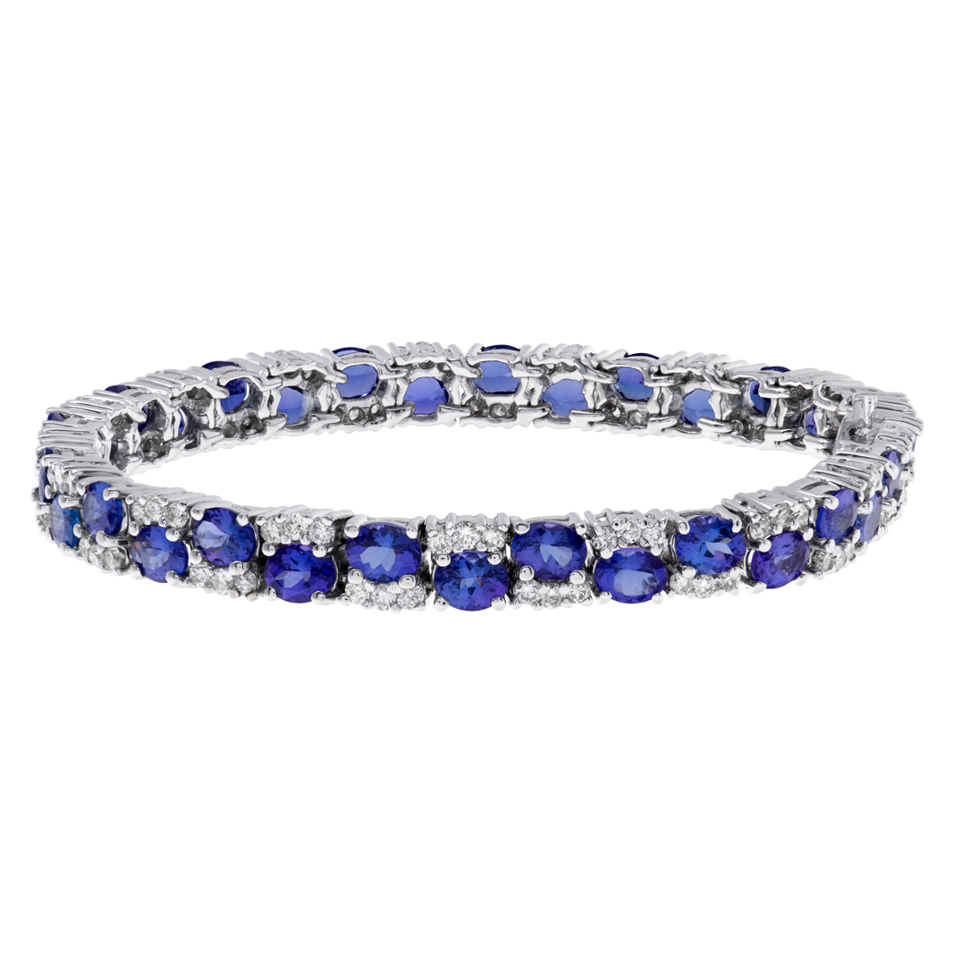 Diamond and Tanzanite bracelet in 14k white gold