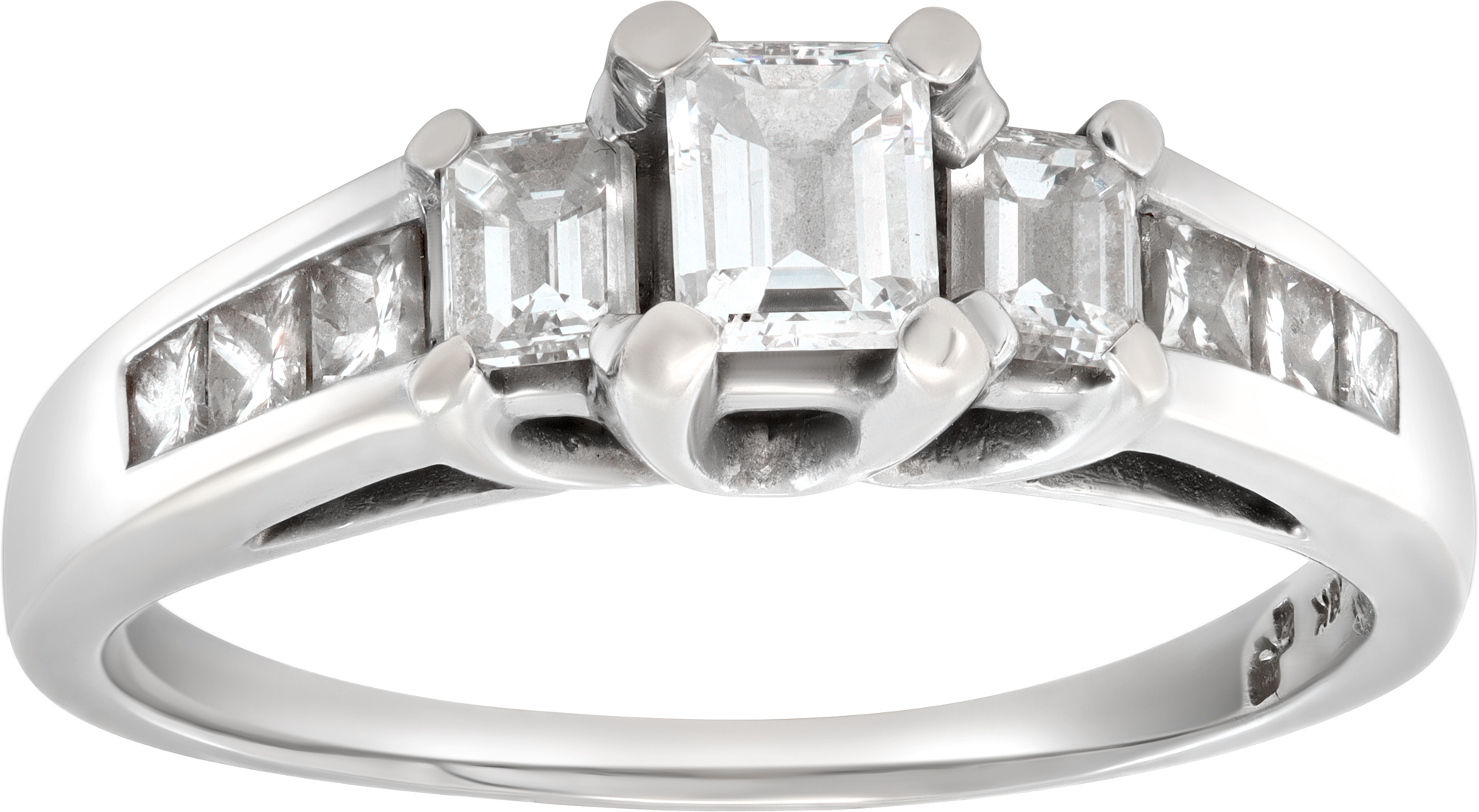 Emerald cut Diamond ring in 18k white gold Emerald cut Diamond ring in 18k white gold