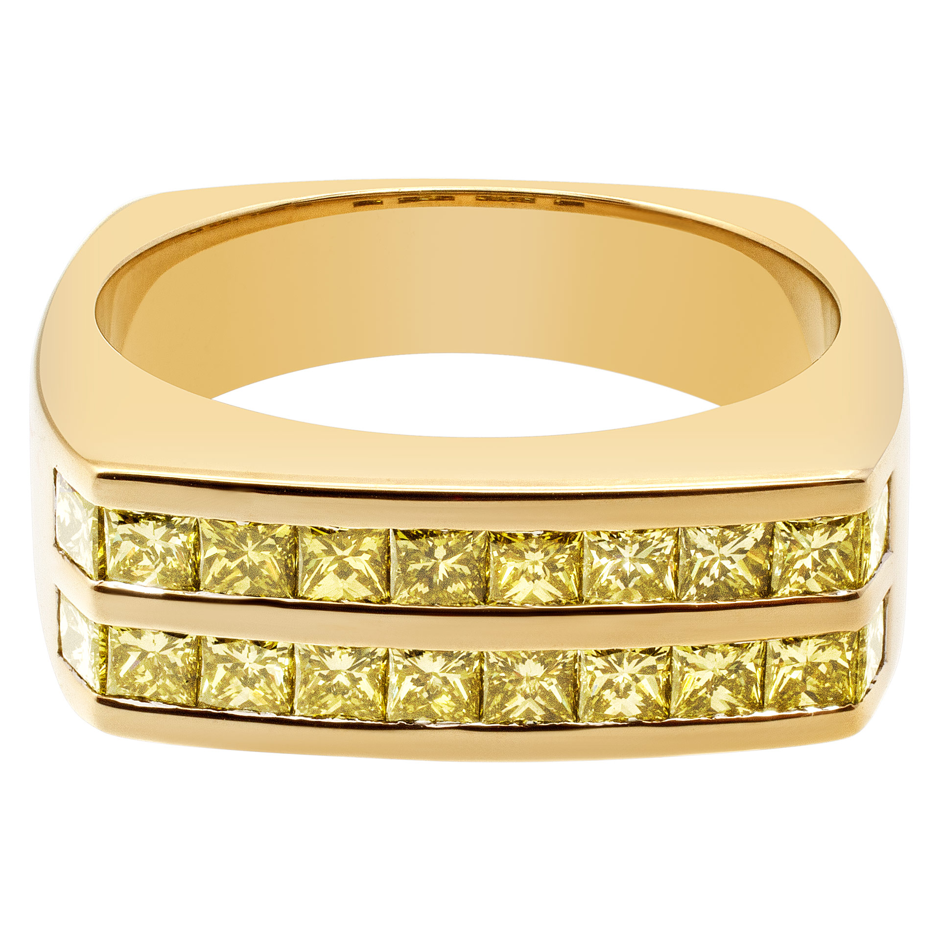 Mens princess cut diamond ring in 18k white gold. 1.50 cts (VS clarity). Size 11.5