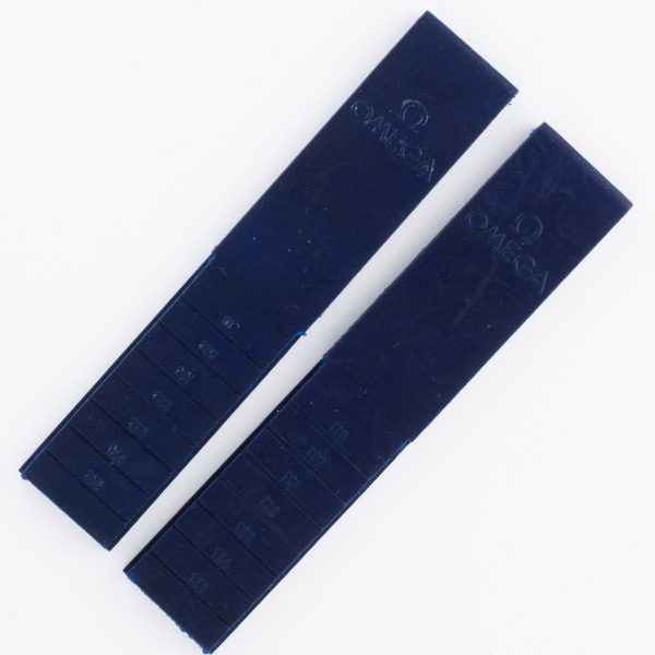 omega_seamaster_navy_blue_rubb