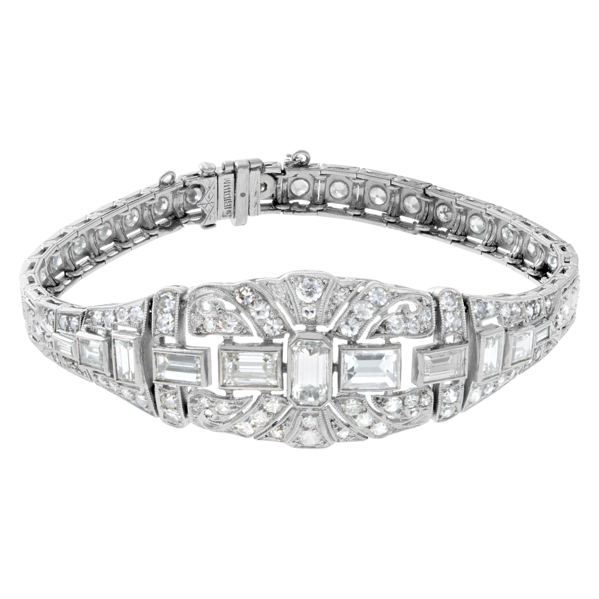 Platinum Art deco diamond bracelet with approx 6.22 carats diamonds. Platinum Art deco diamond bracelet with approx 6.22 carats diamonds.