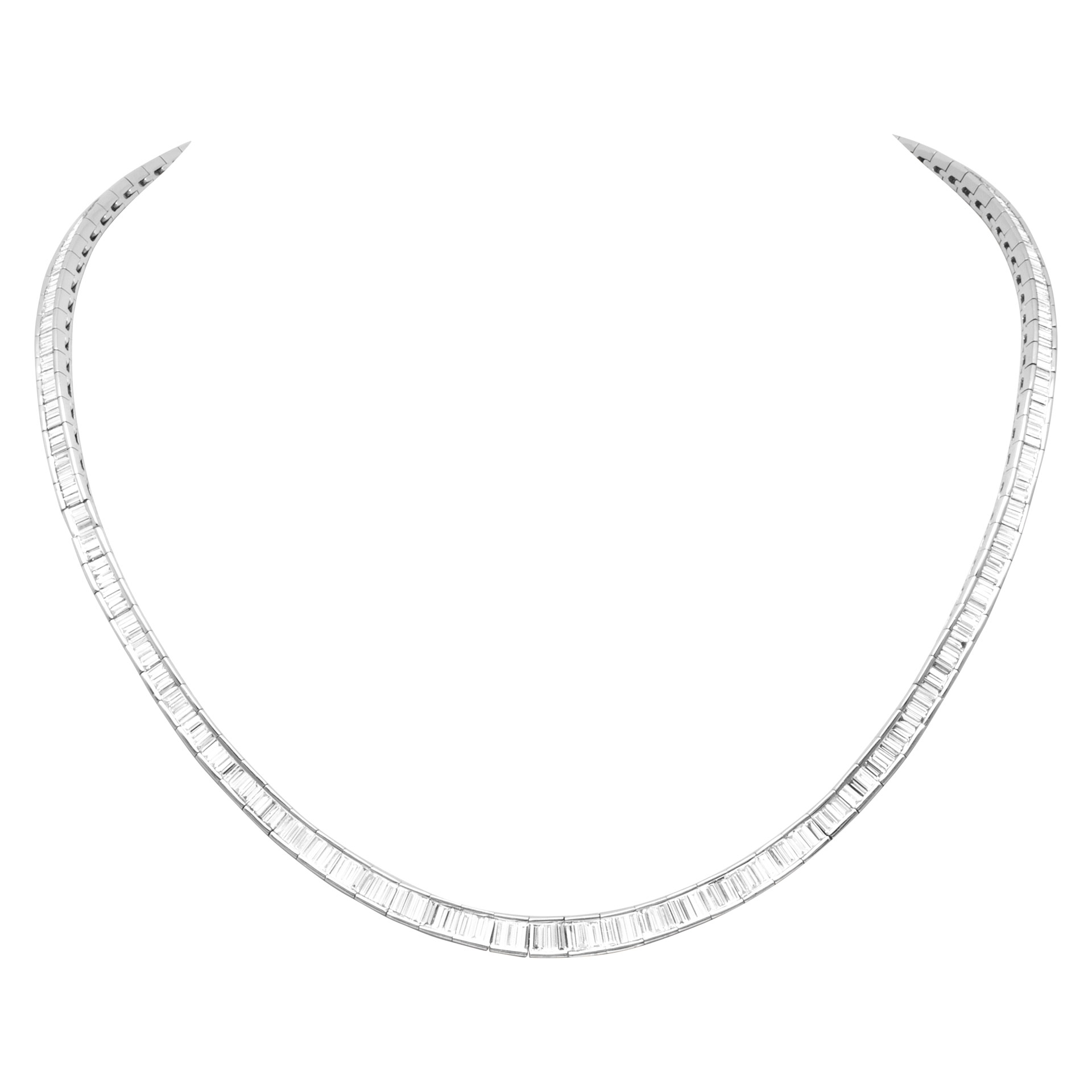 Platinum diamond necklace with approx. 12 cts in diamonds Platinum diamond necklace with approx. 12 cts in diamonds