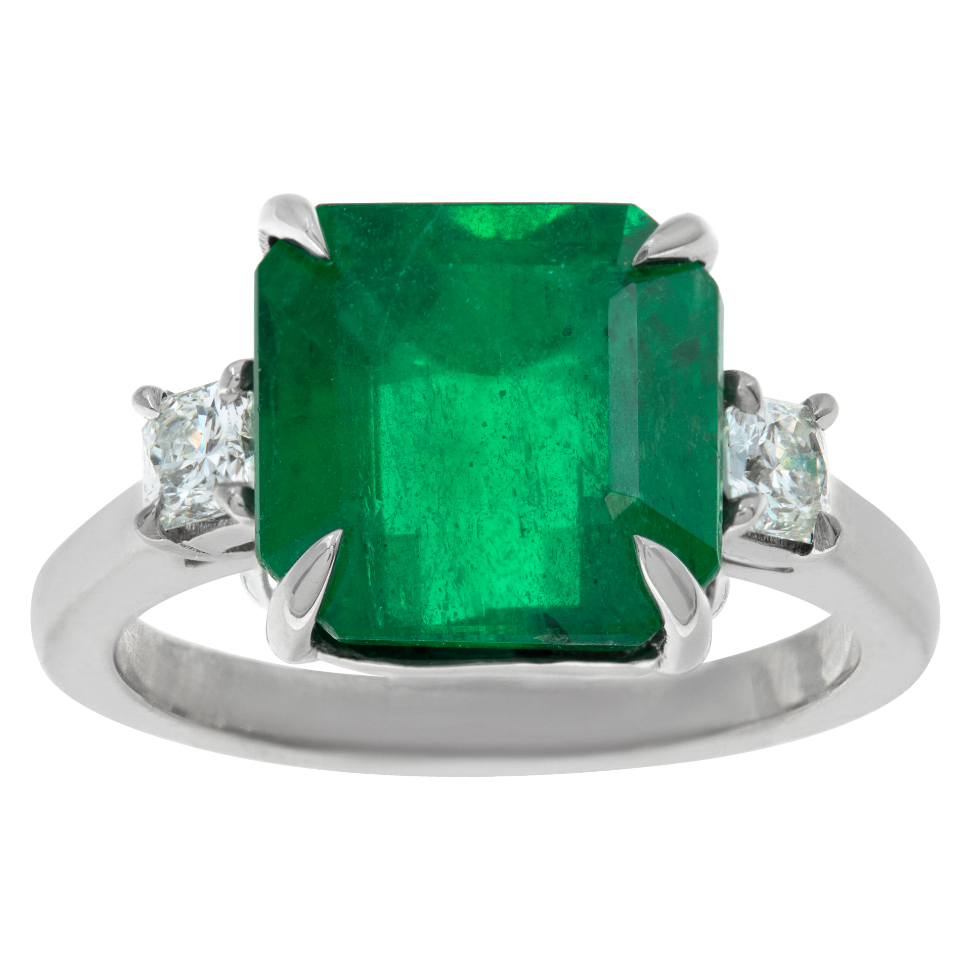 AGL Certified 5.33 carats Natural Beryl Emerald cut emerald from Zambia set in platinum with two radiant cut diamonds