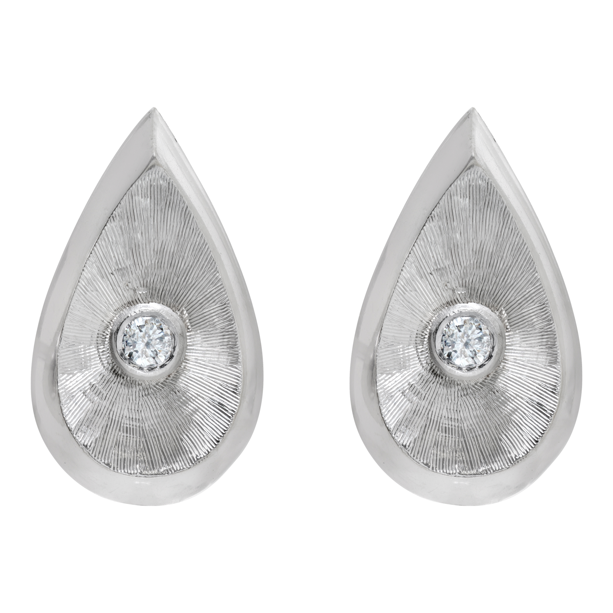 Tear drop shaped 14k white gold cufflinks with center round