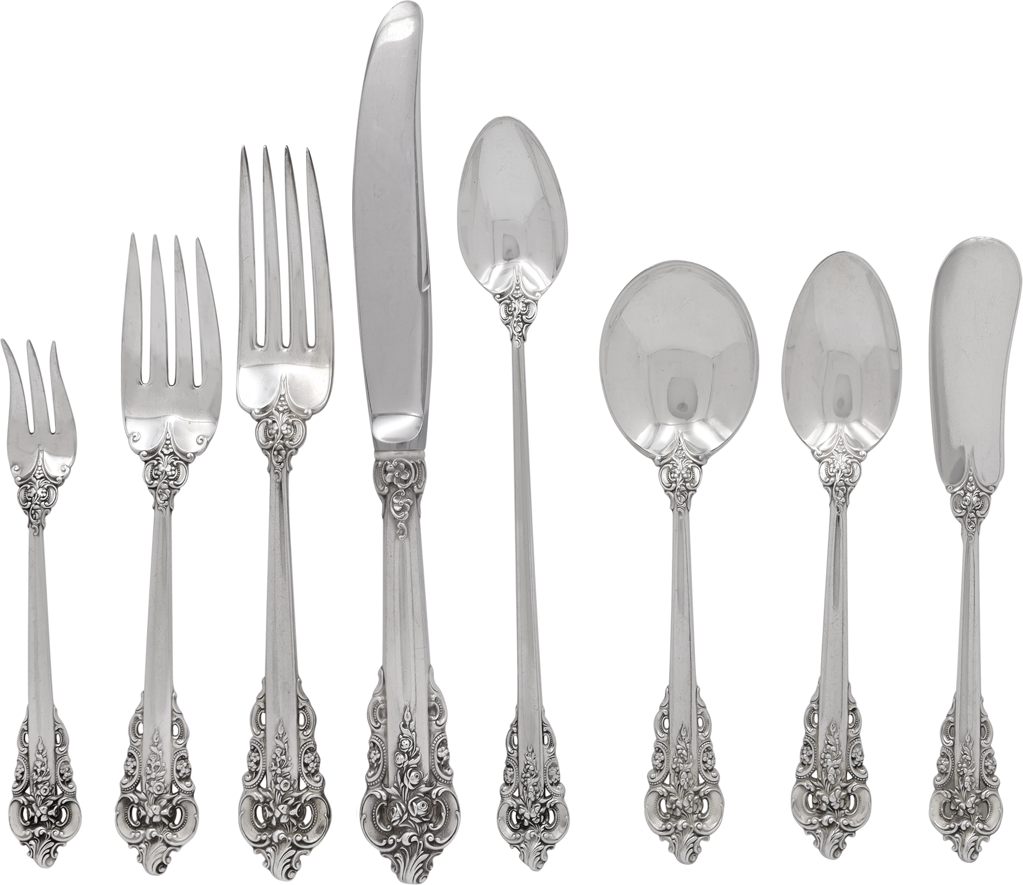 Wallace Grand baroque Sterling silver 96 pieces serving 12. N518892