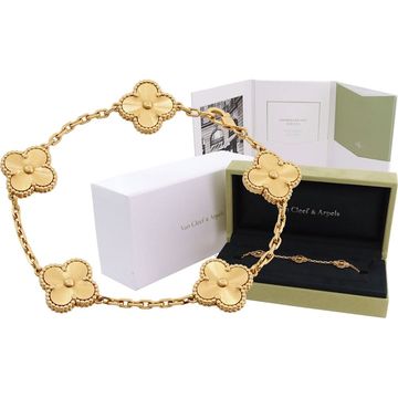 Van Cleef & Arpels Alhambra Jewelry: History, Designs, and What to Know image