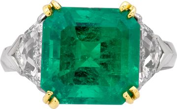 AGL Certified 6.86 carat Colombian Emerald and diamond ring in platinum and 18k