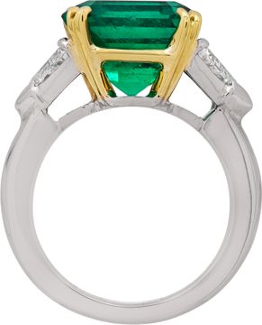 AGL Certified 6.86 carat Colombian Emerald and diamond ring in platinum and 18k