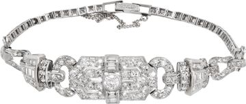 Antique Art Deco Bracelet in platinum with approximately 2.0 carats