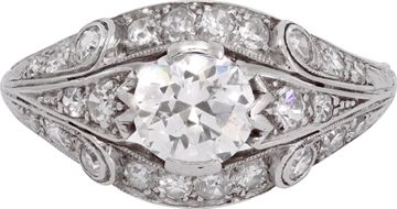 Art Deco Diamond Engagement Ring in platinum