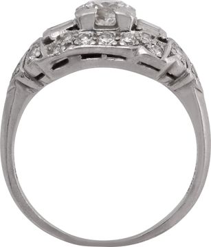 Art Deco Diamond Engagement Ring in platinum