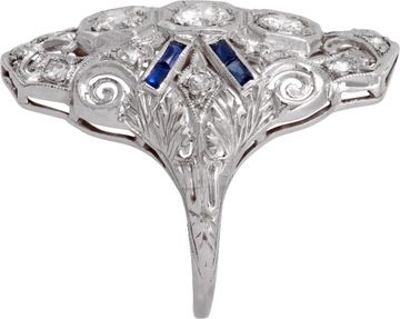 Art Deco Diamond Ring in platinum