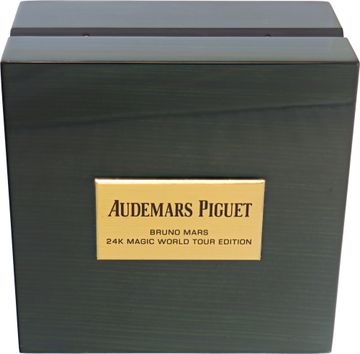 Audemars Piguet Royal Oak 15202 18k Yellow Gold 39mm auto watch