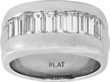 Baguette Diamond Ring In Platinum Ring Collection