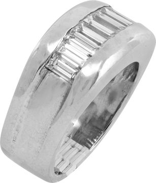 Baguette Diamond Ring In Platinum