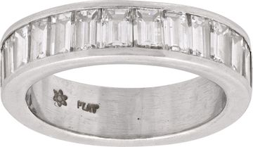 Baguette Diamond ring in Platinum Ring Collection