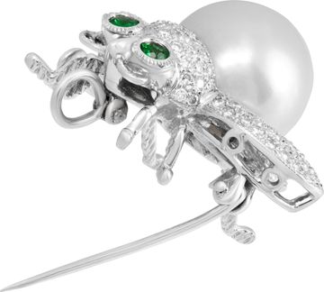 Bee pin/brooch with pearl, emeralds, and diamonds in 18k white gold