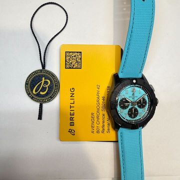 Breitling Avenger SB0146101L1X1 Ceramic Blue dial 42mm Auto