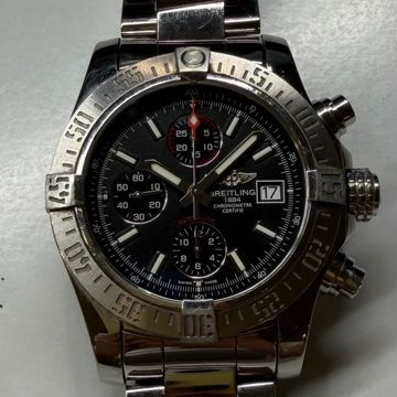 Breitling Avenger II A1338111/BC32 Steel Black dial 43mm Auto
