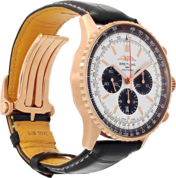 Breitling Navitimer RB0137 18k rose gold Silver dial 46mm    Automatic watch