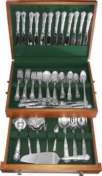 BUTTERCUP Sterling silver flatware set patented 1899 by GORHAM. 104 pieces