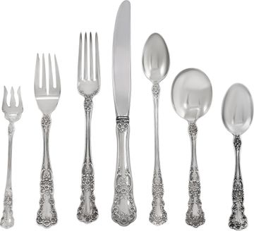 BUTTERCUP Sterling silver flatware set patented in 1899 by GORHAM. TOTAL 71 Pieces. 7 place settings for 8 with 17 serving pieces Sterling Silver Collection