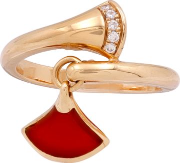 Bvlgari Divas Dream Charm Ring in 18k rose gold Bvlgari Divas Dream Charm Ring in 18k rose gold Ring Collection