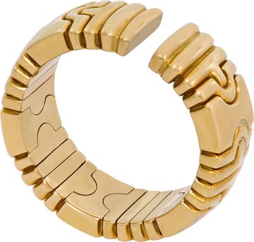Bvlgari Parentesi ring in 18k yellow gold. 8mm wide.