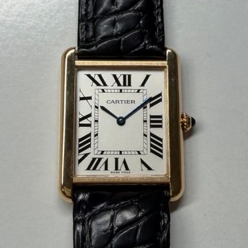 Cartier Tank Solo W1018855 2742 Yellow Gold Silver dial 27x34mm Quartz