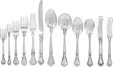 CHANTILLY sterling flatware set patented in 1895 by Gorham. 193 TOTAL PIECES. 6 place set for 16 + 4 for 12 and 29 serving pieces. Sterling Silver Collection
