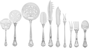CHANTILLY sterling flatware set patented in 1895 by Gorham. 193 TOTAL PIECES. 6 place set for 16 + 4 for 12 and 29 serving pieces.