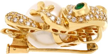 Charming diamond frog in 18k with pave diamonds pendant/brooch