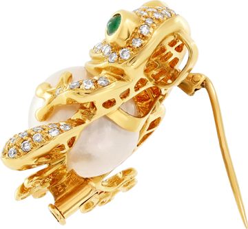 Charming diamond frog in 18k with pave diamonds pendant/brooch