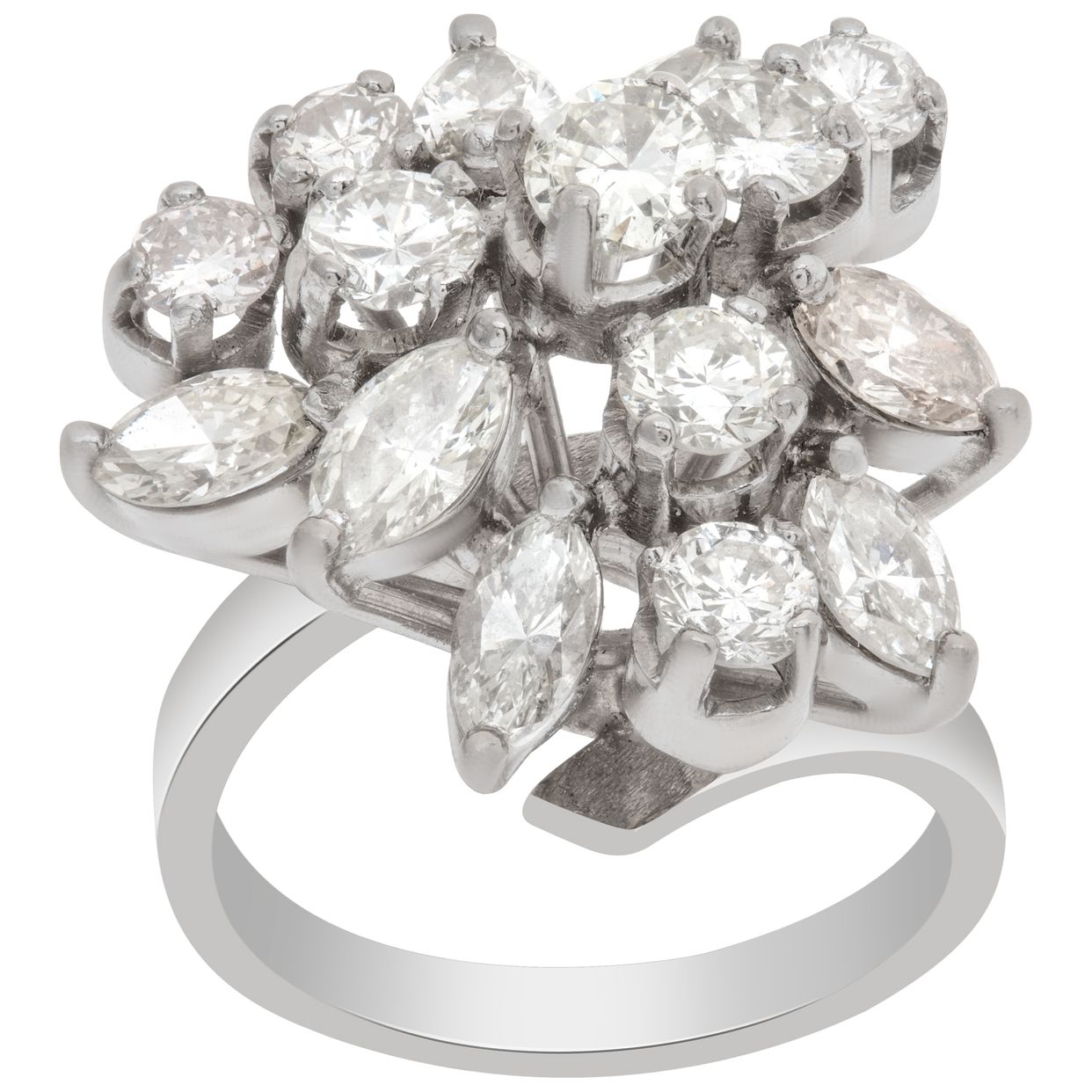cocktail_ring_in_14k_white_gol