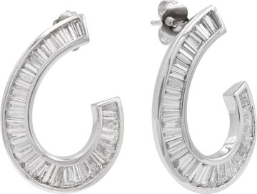 Curved Diamond baguette earrings in 18k white gold