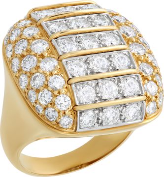 Cushion diamond cocktail ring in 18k with over 5.00 carats round cut brilliant diamonds: G-H color, VVS-VS clarity. Size 6.