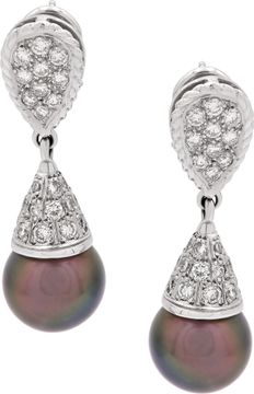 Diamond 18k white gold with Tahitian pearls Diamond 18k white gold with Tahitian pearls Earring Collection