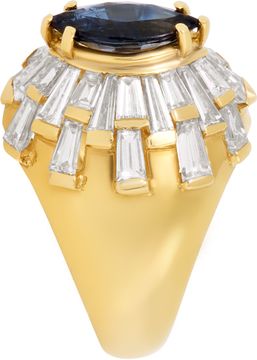 Diamond and blue sapphire ring in 18k