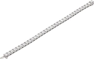 Diamond bracelet in platinum with 12.97 carats in diamonds