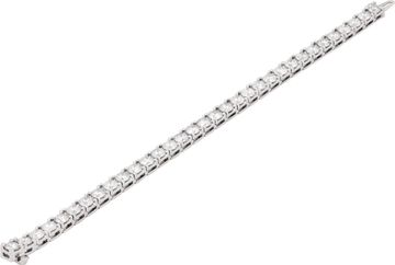 Diamond bracelet in platinum with 13.28 carats in diamonds