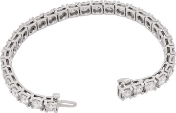 Diamond bracelet in platinum with 13.28 carats in diamonds