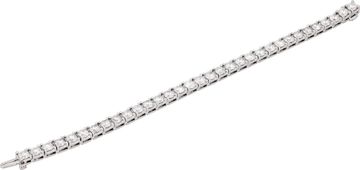 Diamond bracelet in platinum with 13.60 carats in diamonds