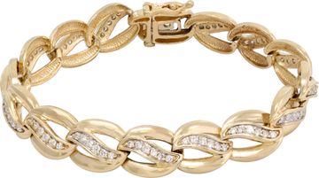 Diamond Curb Link bracelet in 14k yellow gold with over 1.5 carats in diamonds Diamond Curb Link bracelet in 14k yellow gold with over 1.5 carats in diamonds. Bracelet Collection