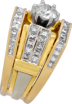 Diamond Ring in 18k White and Yellow Gold