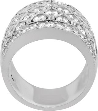 Diamond Ring in 18k white gold featuring a wide dome design