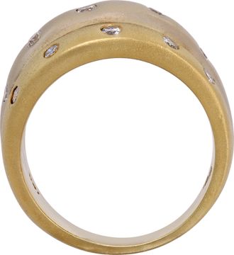 Diamond ring in 18k yellow gold with a row of 18k white gold