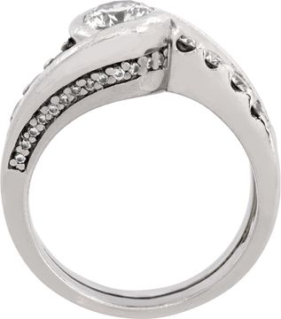 Diamond ring in platinum